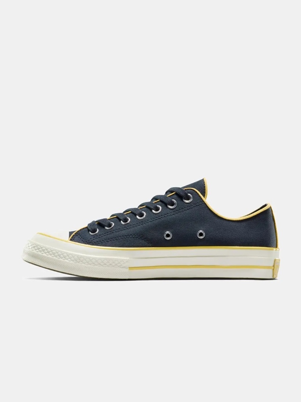 Converse Men Chuck 70 Canvas & Cotton Low Top Sneaker - Picture 5 of 11